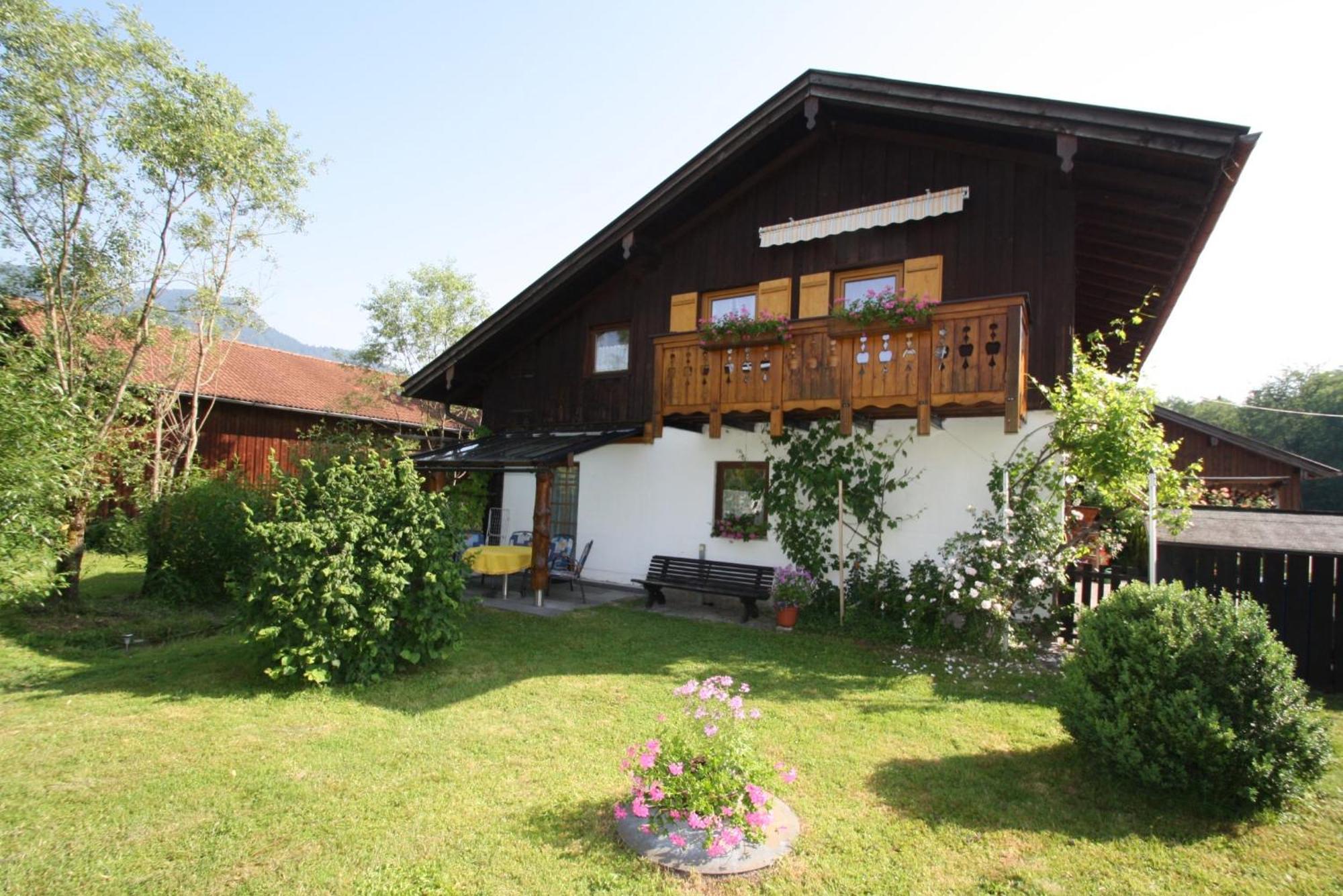 Apartamento Bachbauernhof Bayerisch Gmain Exterior foto